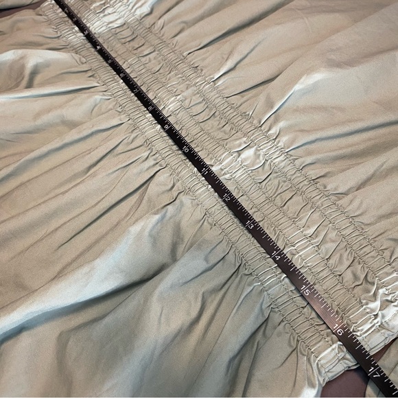 NWT GAP Puff Sleeve Peplum Top Sage Size Large - Picture 10 of 13